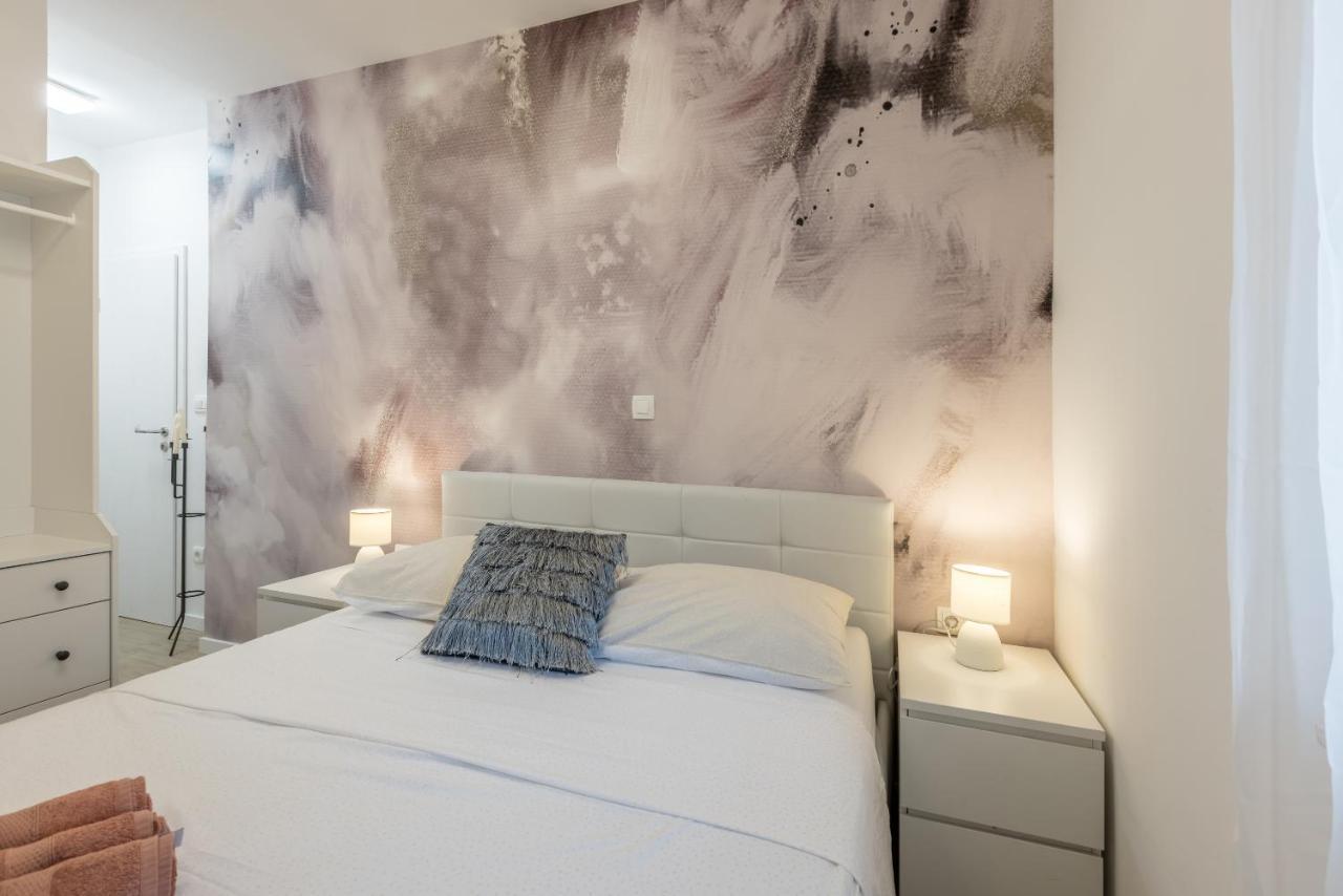 Mila Apartment Kastela Luaran gambar